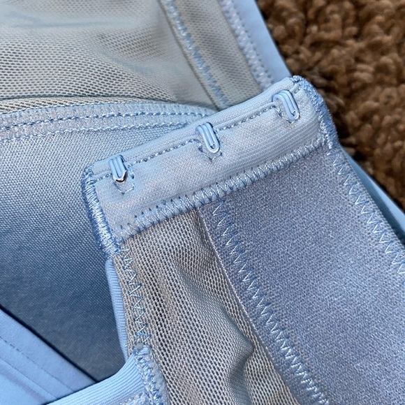 Yvette Power Crossback Sports Bra - Picture 8 of 11